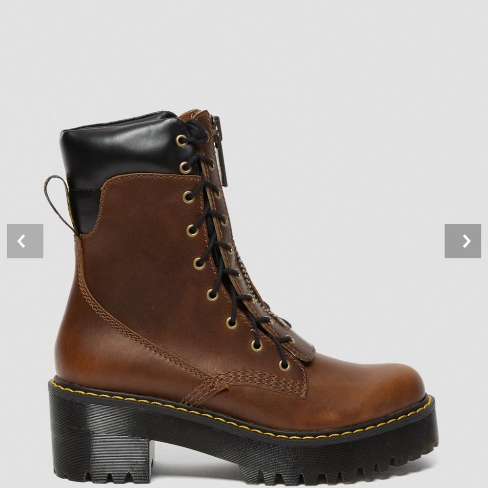 Karmila Dr. Martens